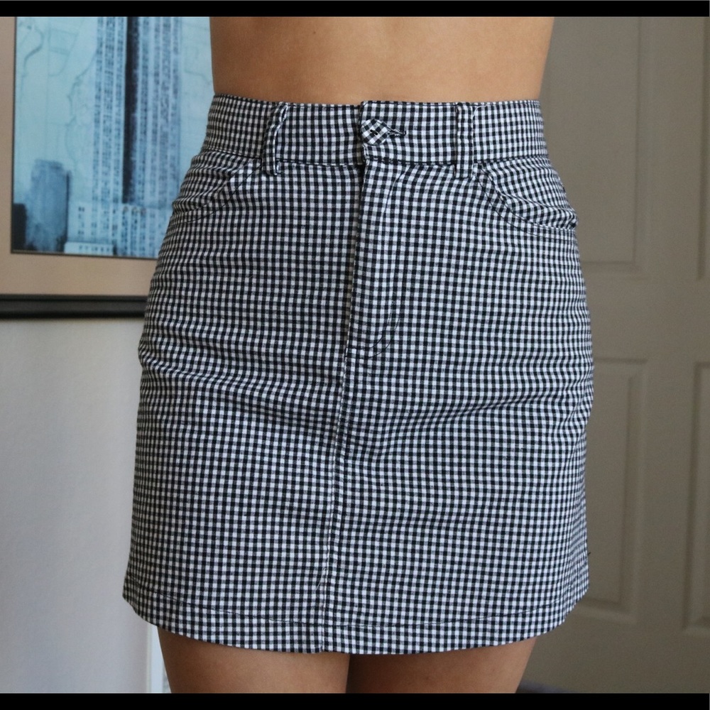 Brandy Melville Black and White Checkered Skirt!